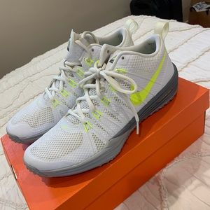 Nike Lunar TR1 - Size 9.5